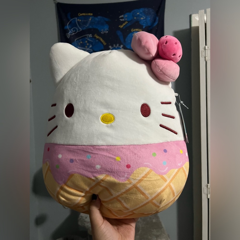 Hello Kitty 12” Squishmallow